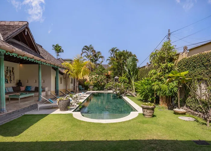 Aisis Villa